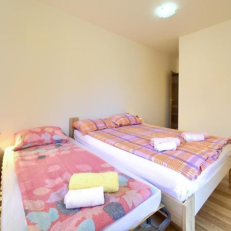Apartman Mihael Малинска Экстерьер фото